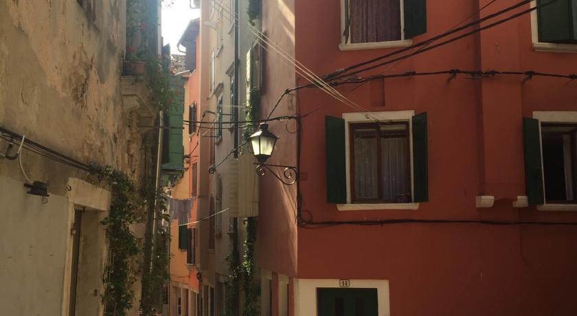 Boutique House Djak روفينج المظهر الخارجي الصورة